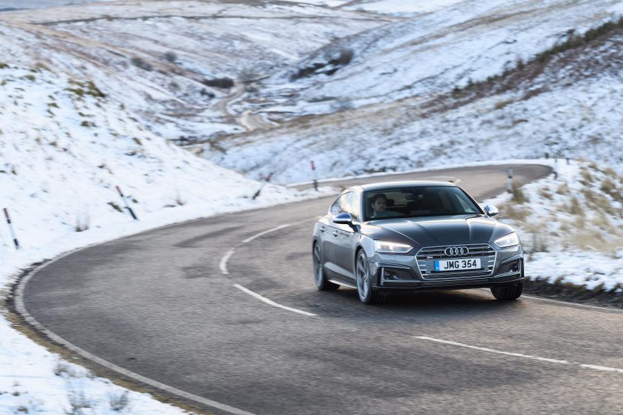  Audi S5 Sportback 2017 года  (UK) (фото 12 из 40)